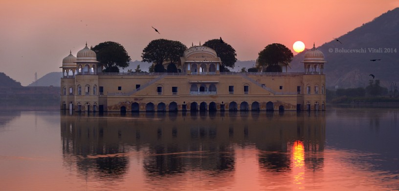 Джайпур, Дворец на воде